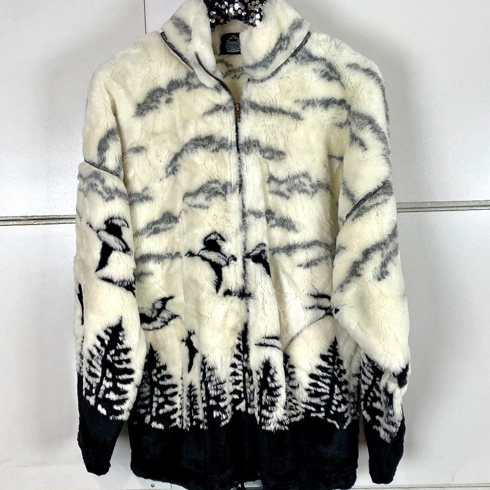 Ezze Wear Outdoor Coat Fuzzy Jacket Full Zip Winter Vibes Sz M